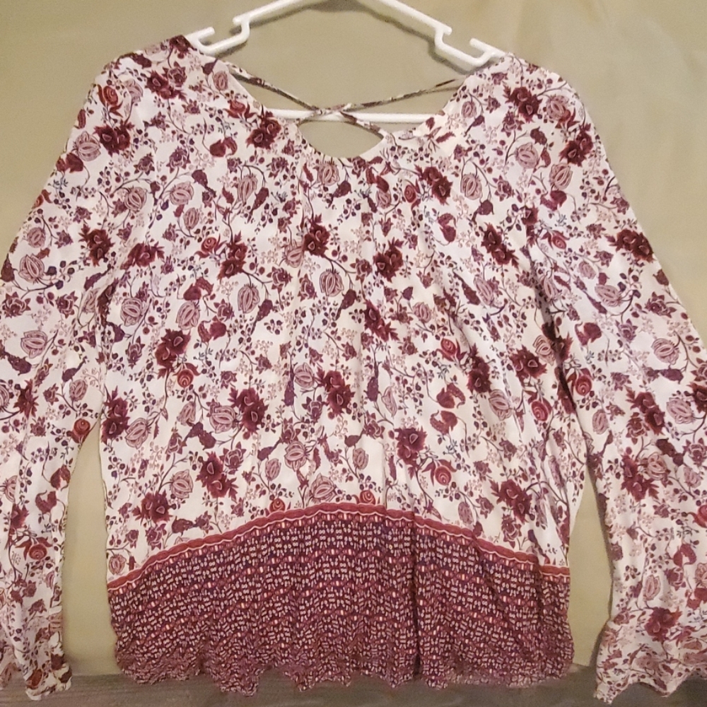 Shirt - Picture 2 of 3
